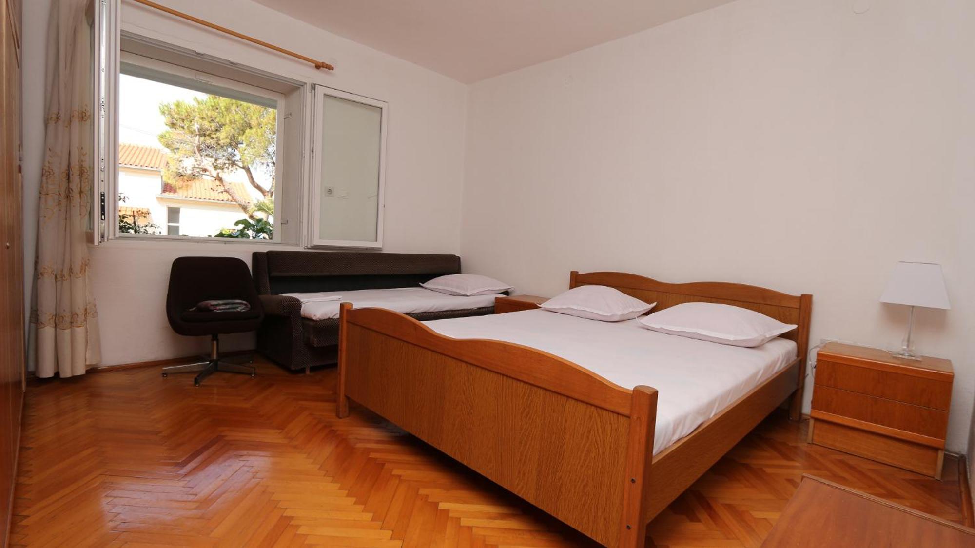 Dinka Guesthouse Makarska Exterior foto
