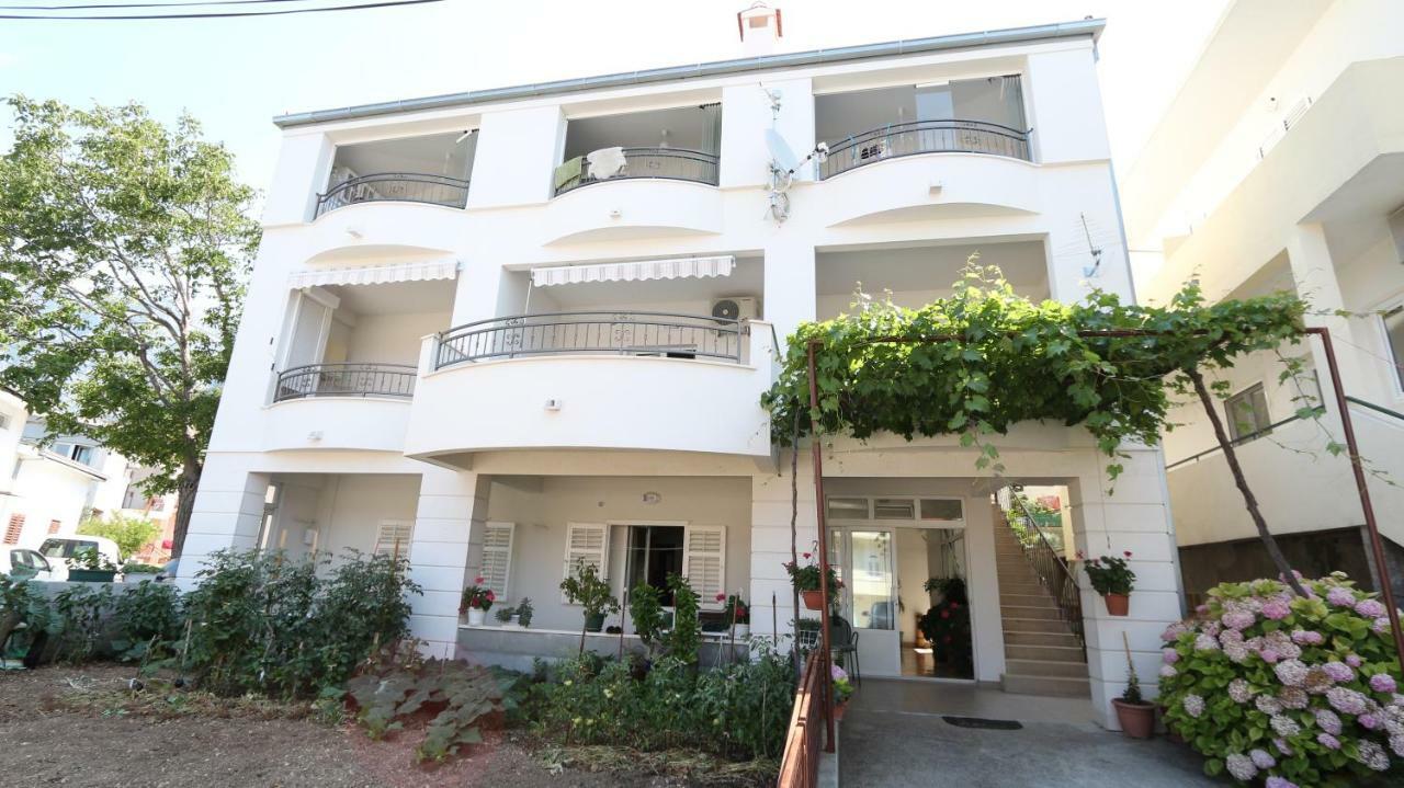 Dinka Guesthouse Makarska Exterior foto